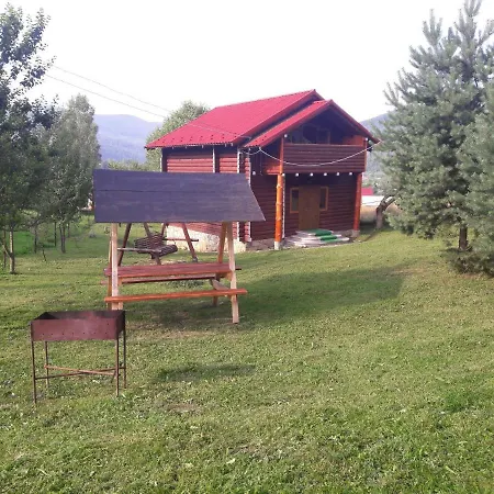 Сосновий Двір Chata Mykulyčyn
