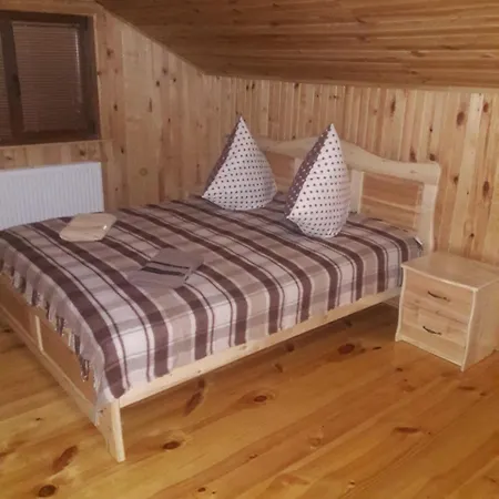 Lodge Сосновий Двір *